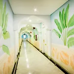 Monarque Sultan Aparthotel