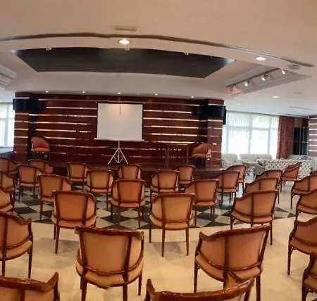 Monarque Sultan 4* ماربيا