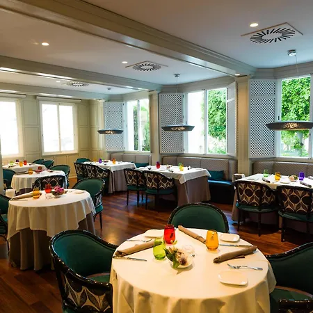 Monarque Sultan ماربيا