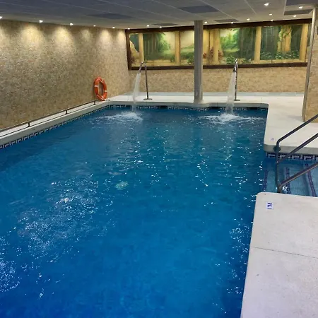 Monarque Sultan Aparthotel