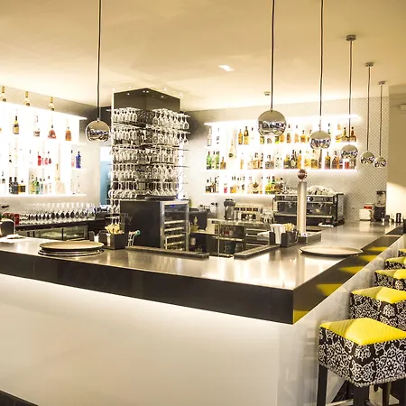 Monarque Sultan Апарт-отель Марбелья