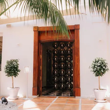 Monarque Sultan Lejlighed Marbella