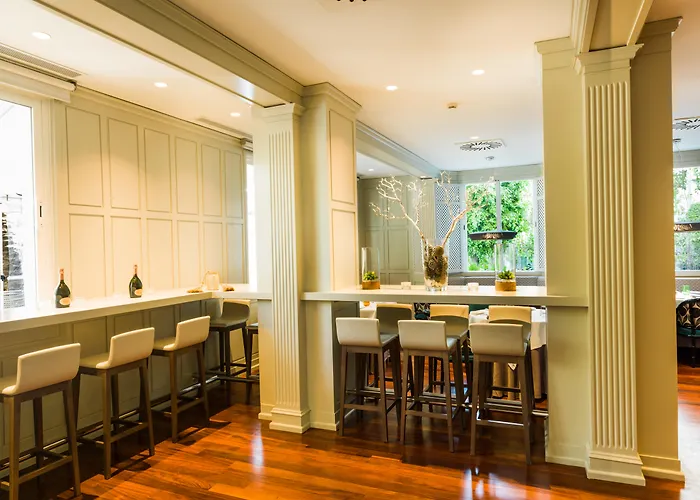 Monarque Sultan Aparthotel 4*