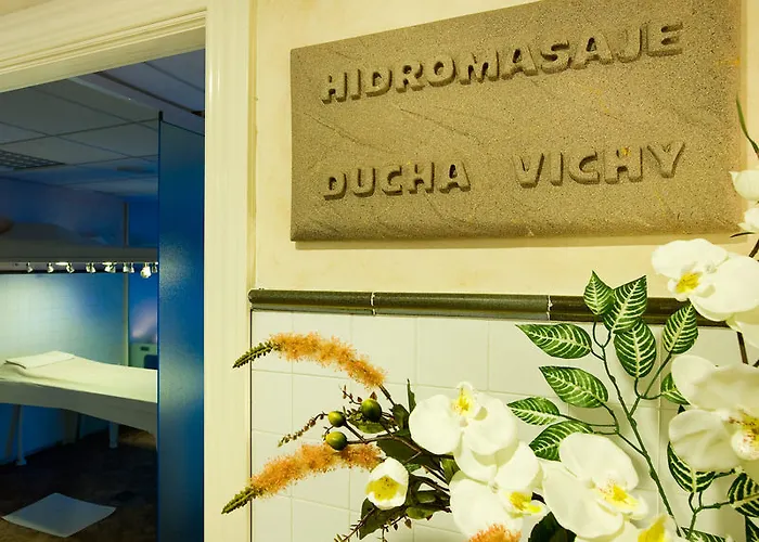 Monarque Sultan Aparthotel