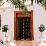 Monarque Sultan Lägenhetshotell 4*